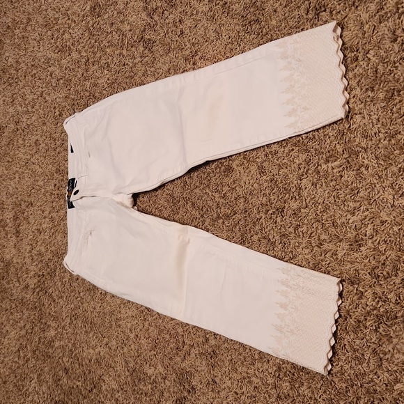Lucky Brand White Charlie Capri - Picture 1 of 10